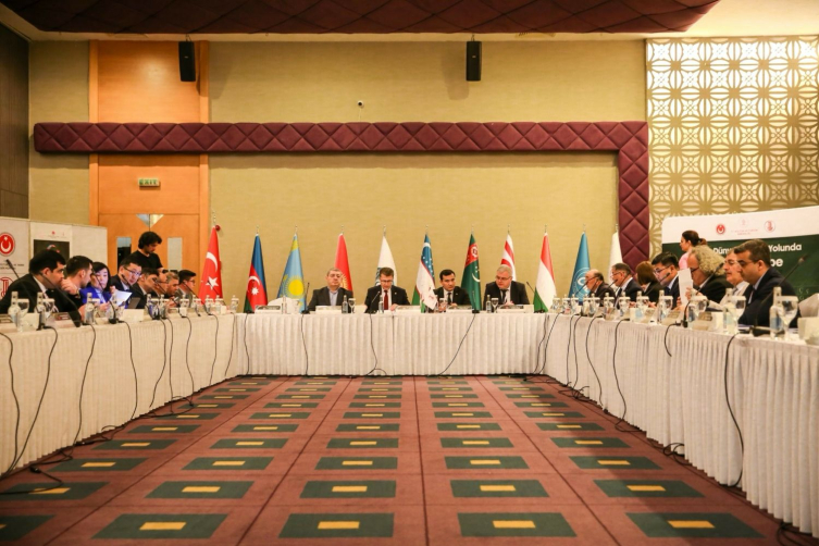 'Türk Dünyası Birliği Yolunda Ortak Alfabe' Çalıştayı